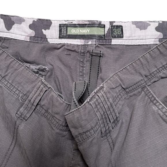 Vintage Y2K Old Navy Grey Loose Cargo Shorts Utility Multi Pocket 38 - Picture 3 of 7